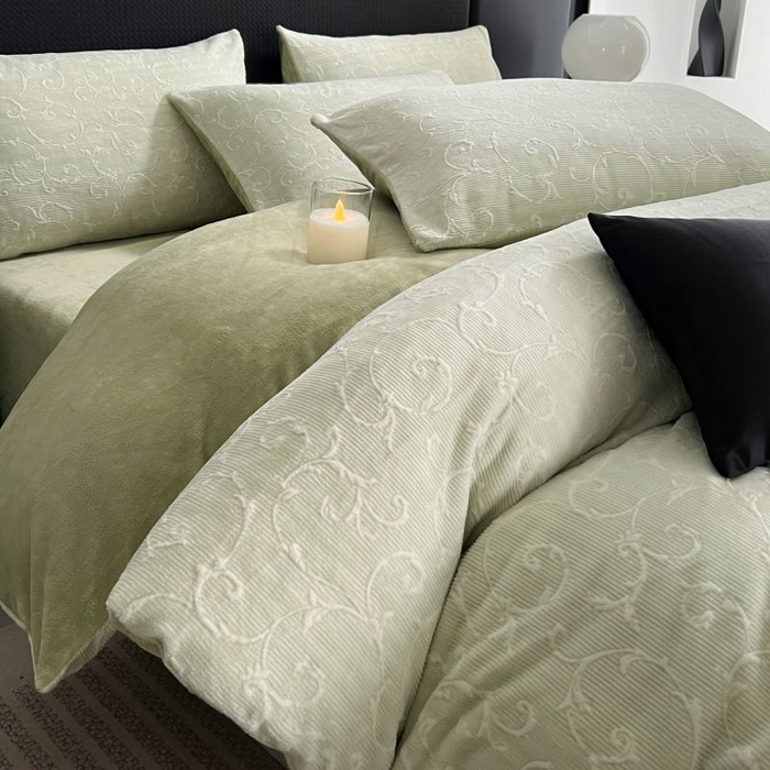 91家纺网 家纺一手货源 找家纺 HL原创 2024新款轻奢风雕花牛奶绒四件套 简欧-绿