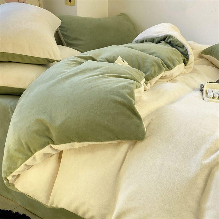 91家纺网 家纺一手货源 找家纺 857家居 2024新款A类牛奶绒纯色双拼四件套 奶昔绿