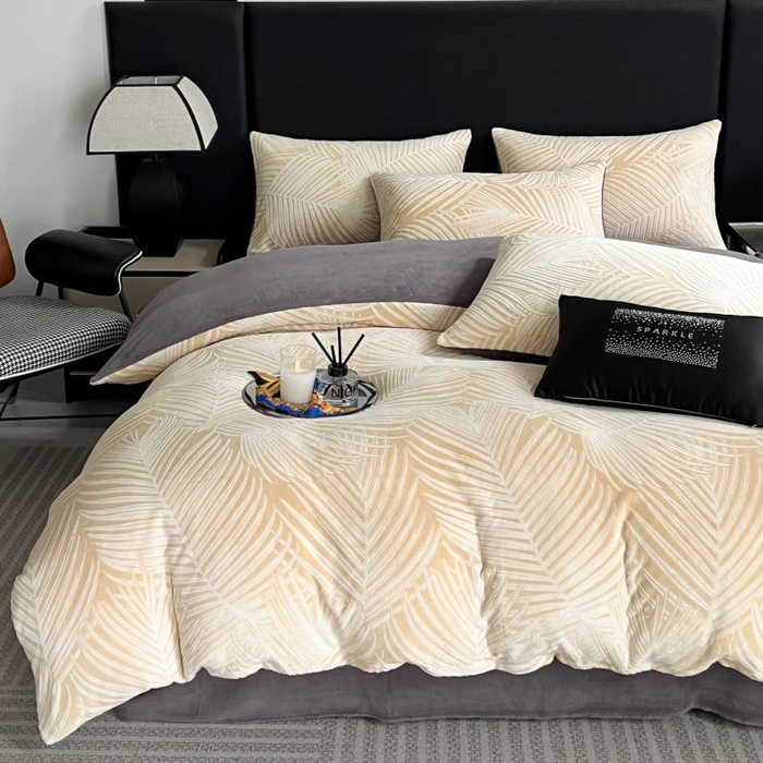 91家纺网 家纺一手货源 找家纺 HL原创 2024新款轻奢风雕花牛奶绒四件套 丛林-黄