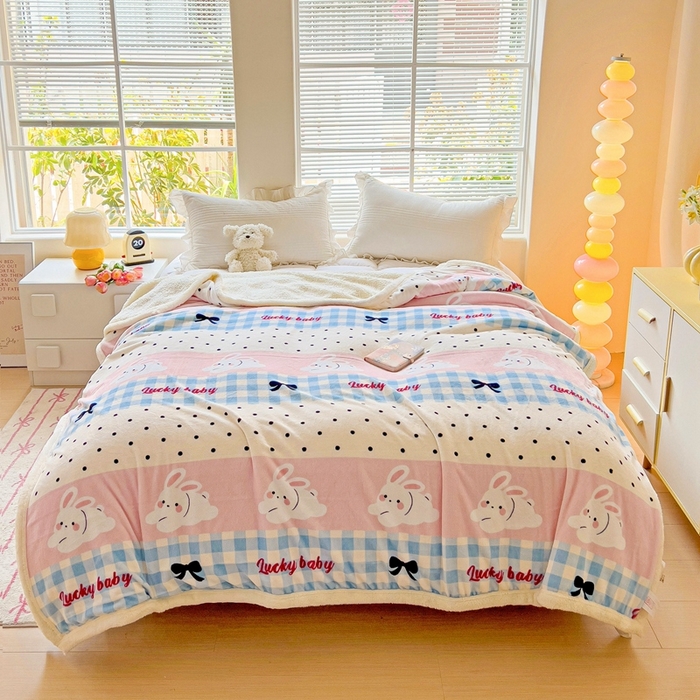 91家纺网 家纺一手货源 找家纺 鑫喜莱家纺 2024新款牛奶绒羊羔绒盖毯毛毯毯子午睡毯 乐町兔