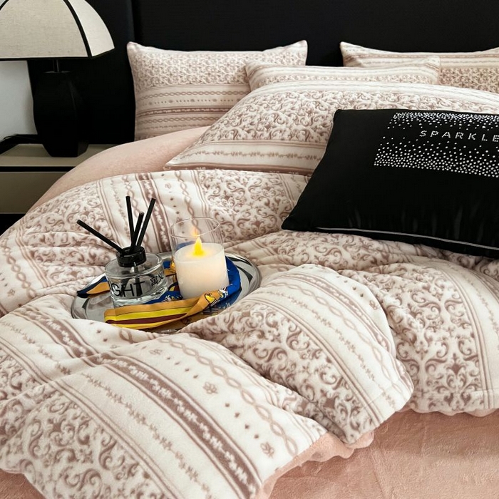 91家纺网 家纺一手货源 找家纺 HL原创 2024新款轻奢风雕花牛奶绒四件套 安娜