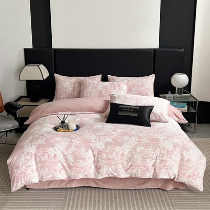 HL原创 2024新款轻奢风雕花牛奶绒四件套 鸟语花香-粉