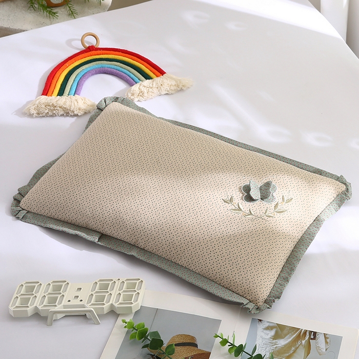 91家纺网 家纺一手货源 找家纺 （总）蔻眠 2024新款蝶梦-全棉立体刺绣甜荞麦护颈枕芯学生成人枕头