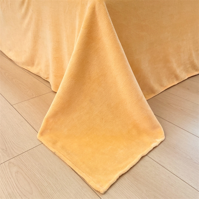 91家纺网 家纺一手货源 找家纺 857家居 2024新款A类牛奶绒纯色双拼四件套 奶昔黄