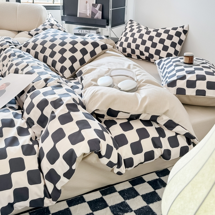 91家纺网 家纺一手货源 找家纺 呗旺鹿 2024新款全棉印花休闲风四件套 黑米格