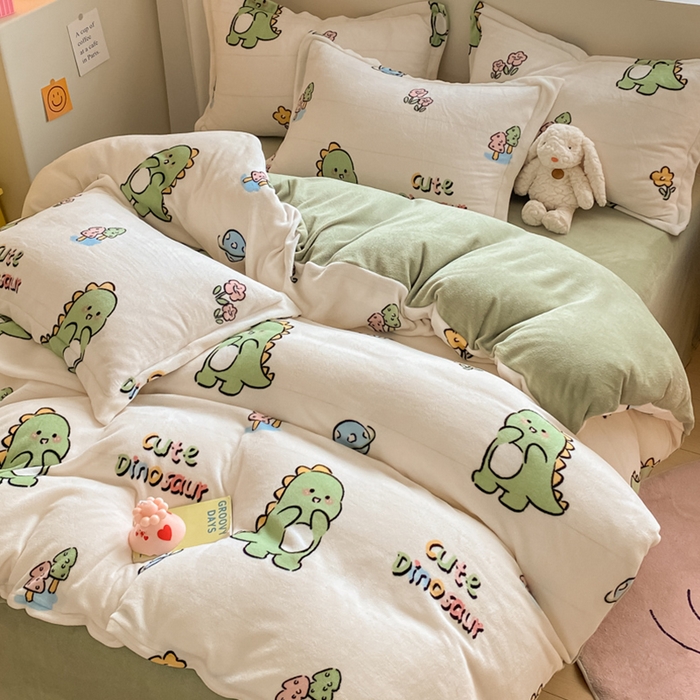 91家纺网 家纺一手货源 找家纺 梦之岛 2024新款高克重小清新印花牛奶绒保暖四件套 小恐龙