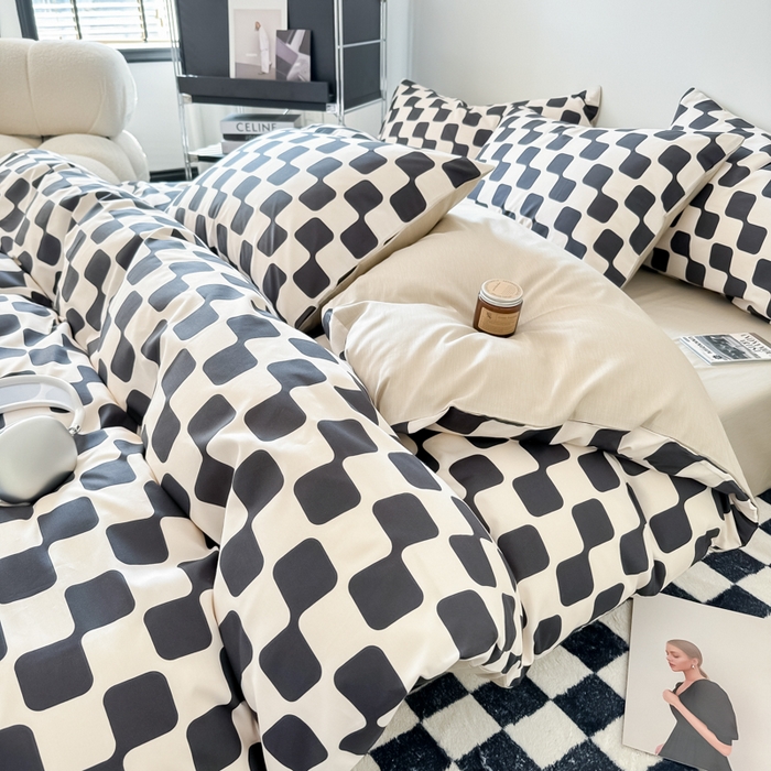 91家纺网 家纺一手货源 找家纺 呗旺鹿 2024新款全棉印花休闲风四件套 黑米格