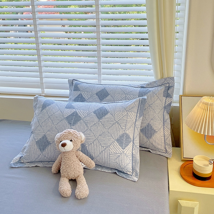 91家纺网 家纺一手货源 找家纺 威布斯 2025新款加厚纯棉全棉磨毛三件套四件套 街角咖啡-蓝