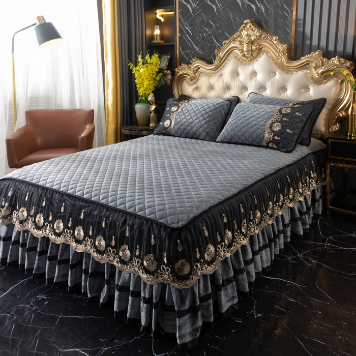 91家纺网 家纺一手货源 找家纺 2024加厚夹棉水晶绒床裙绗缝蕾丝花边牛奶绒法莱绒宝宝绒单床裙 灰