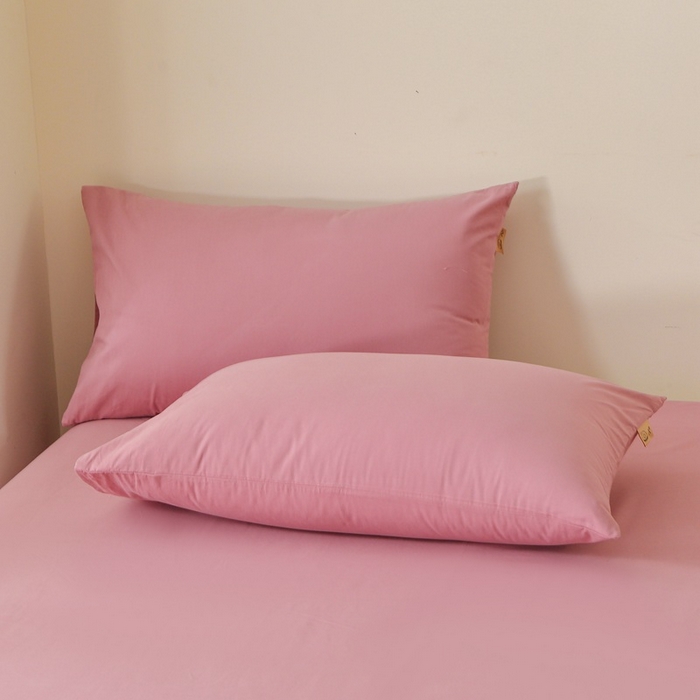 91家纺网 家纺一手货源 找家纺 晶缦家纺 2024新款全棉13376纯色喷气全棉磨毛单品枕套 暖芸馨-山黎豆红