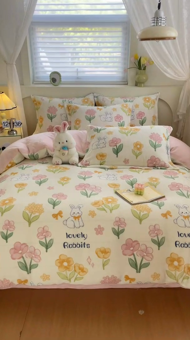 91家纺网 家纺一手货源 找家纺 梦之岛 2024新款高克重小清新印花牛奶绒保暖四件套 田园兔兔