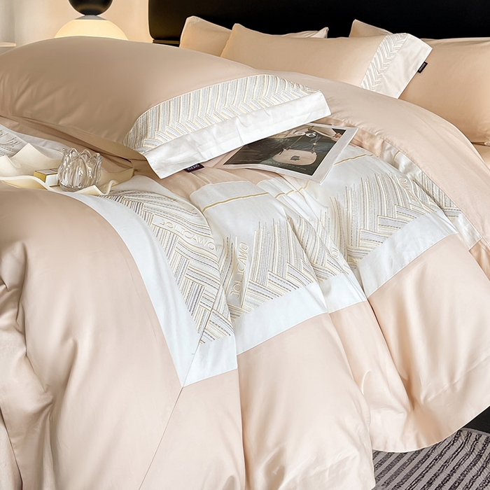 91家纺网 家纺一手货源 找家纺  【A类母婴级】100支长绒棉四件套全棉纯棉重工高端刺绣拼接被套简约床单床笠款床上用品 澜梦-白桃