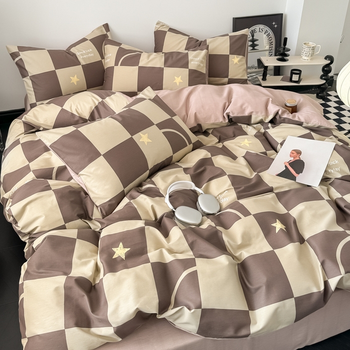 91家纺网 家纺一手货源 找家纺 呗旺鹿 2024新款全棉印花休闲风四件套 巧乐兹