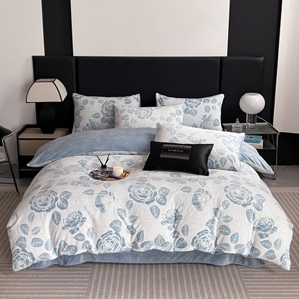 HL原创 2024新款轻奢风雕花牛奶绒四件套 玫瑰庄园-蓝