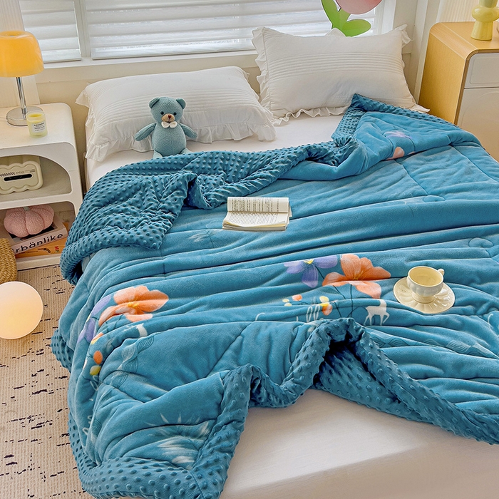 91家纺网 家纺一手货源 找家纺 宜梦家居【需要买家秀请联系老板】 2025新款婴儿牛奶豆豆双面绒春秋被子冬被芯大豆被 牛奶绒DJ-碧玉佳人