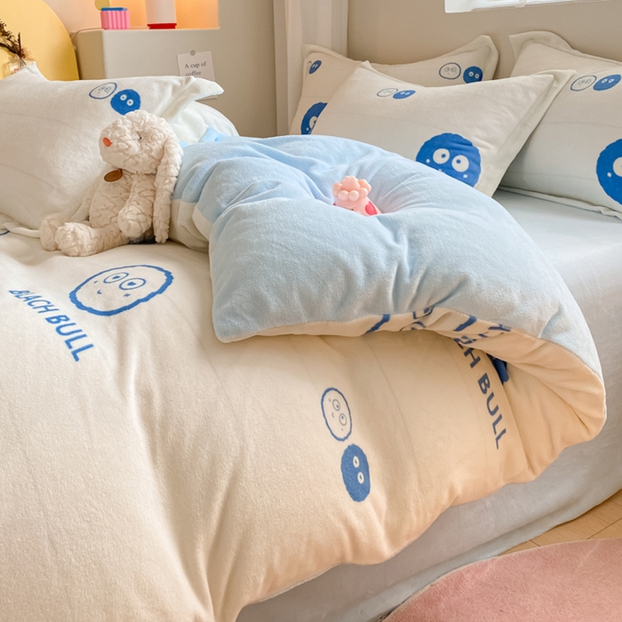 91家纺网 家纺一手货源 找家纺 梦之岛 2024新款高克重小清新印花牛奶绒保暖四件套 小煤球