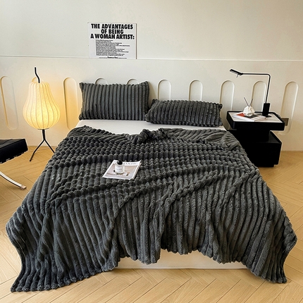 91家纺网 家纺一手货源 找家纺 （总）寐居家纺 2024新款泡泡兔毛绒午睡毯毛毯盖毯