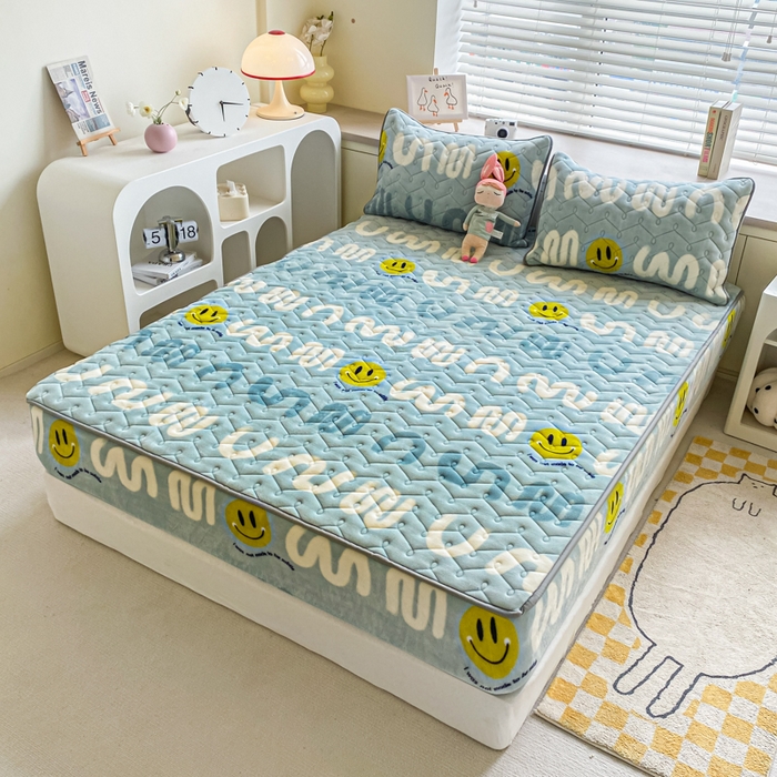 91家纺网 家纺一手货源 找家纺 卡伦家纺 2025新款A类牛奶绒大豆纤维抗菌夹棉床笠 梦想创造家