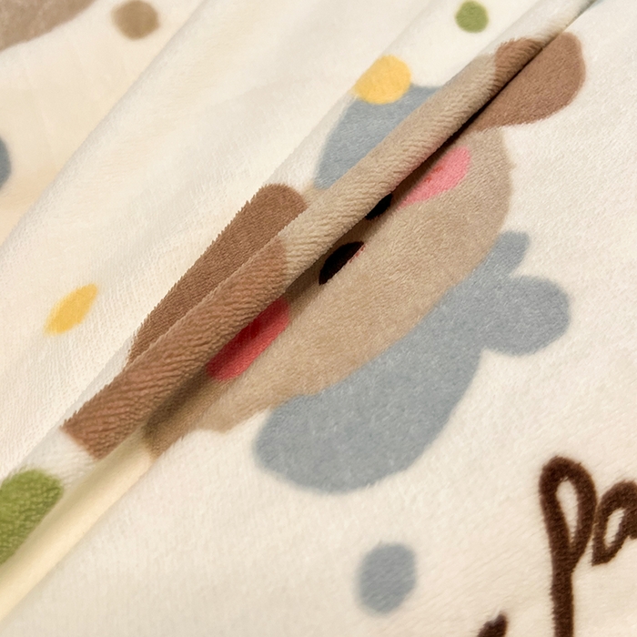 91家纺网 家纺一手货源 找家纺 HL原创 2024新款黑色场景印花牛奶绒四件套 糖果屋