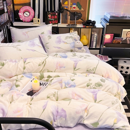 HL原创 2024新款黑色场景印花牛奶绒四件套 牵牛花