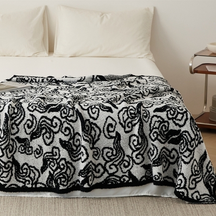 91家纺网 家纺一手货源 找家纺 （总）暖绵绵家纺 2025新款半边绒系列盖毯披肩毯毯子-祥云