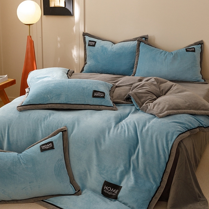91家纺网 家纺一手货源 找家纺 （总）蜜柚 2024新款纯色简约双拼高克重牛奶绒包边四件套1