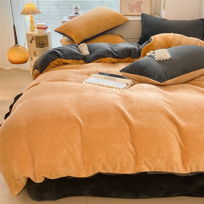 91家纺网 家纺一手货源 找家纺 857家居 2024新款A类牛奶绒纯色双拼四件套 火山橙