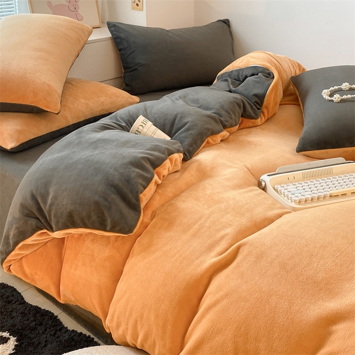 91家纺网 家纺一手货源 找家纺 857家居 2024新款A类牛奶绒纯色双拼四件套 火山橙