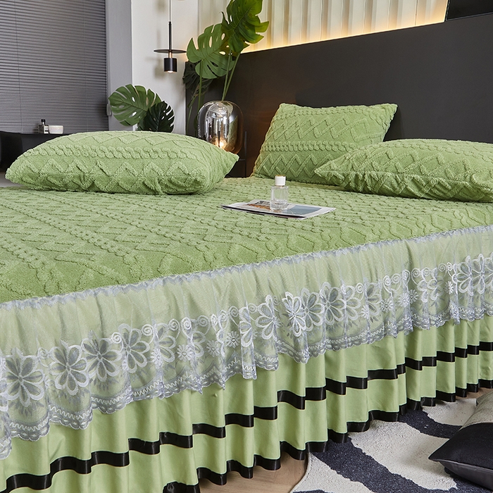 91家纺网 家纺一手货源 找家纺 艾裙海 2025新款180克塔肤绒蕾丝床裙 香草绿