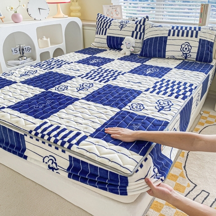 卡伦家纺 2025新款A类牛奶绒大豆纤维抗菌夹棉床笠 花开一夏