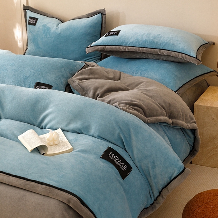 91家纺网 家纺一手货源 找家纺 （总）蜜柚 2024新款纯色简约双拼高克重牛奶绒包边四件套1