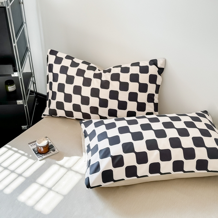 91家纺网 家纺一手货源 找家纺 呗旺鹿 2024新款全棉印花休闲风四件套 黑米格