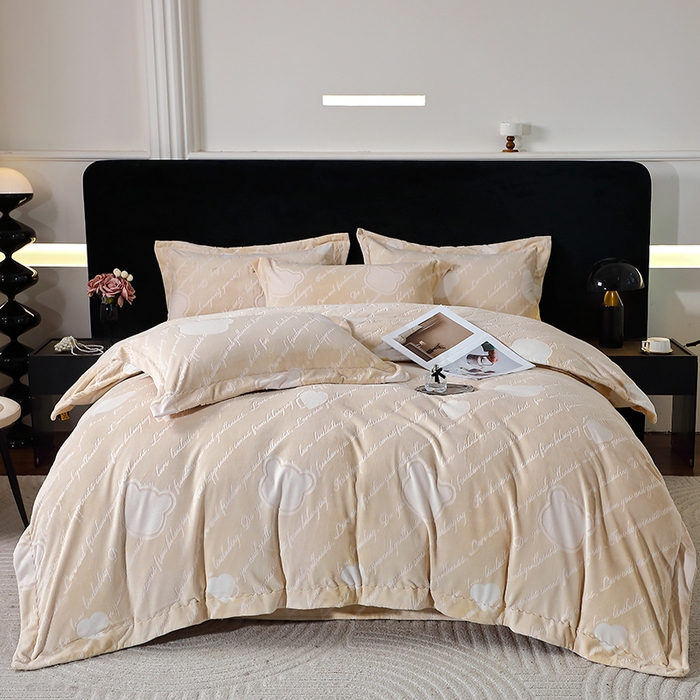 91家纺网 家纺一手货源 找家纺 席之家 2024新款A类平雕印花全消光260克雅丝绒四件套驼