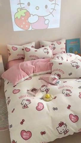 91家纺网 家纺一手货源 找家纺 2024新款三丽鸥高克重牛奶绒四件套 爱心KT猫