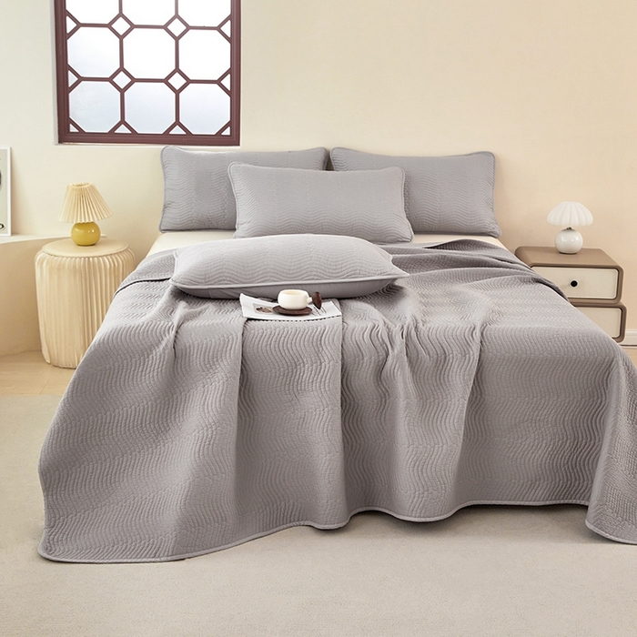 91家纺网 家纺一手货源 找家纺 莎果家纺 2024新款13372双面纯棉高温砂洗纯色床盖可搭配床盖四件套 浅灰