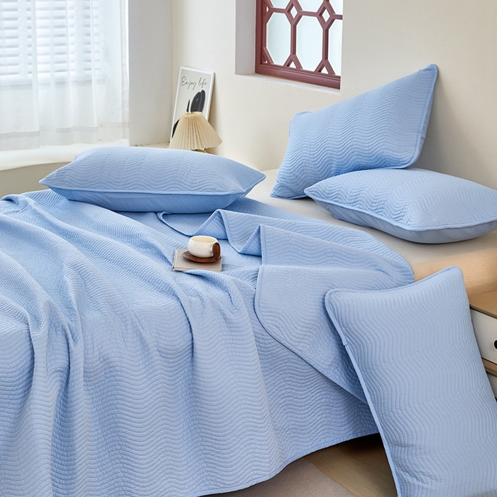 91家纺网 家纺一手货源 找家纺 莎果家纺 2024新款13372双面纯棉高温砂洗纯色床盖可搭配床盖四件套 天蓝