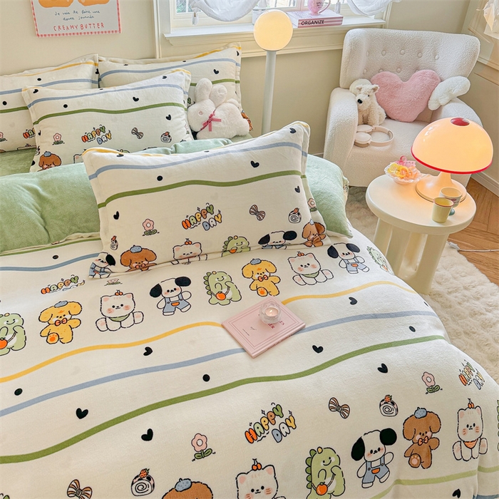 91家纺网 家纺一手货源 找家纺 名兮家居 2024新款卡通时尚风高克重牛奶绒四件套 快乐宝贝