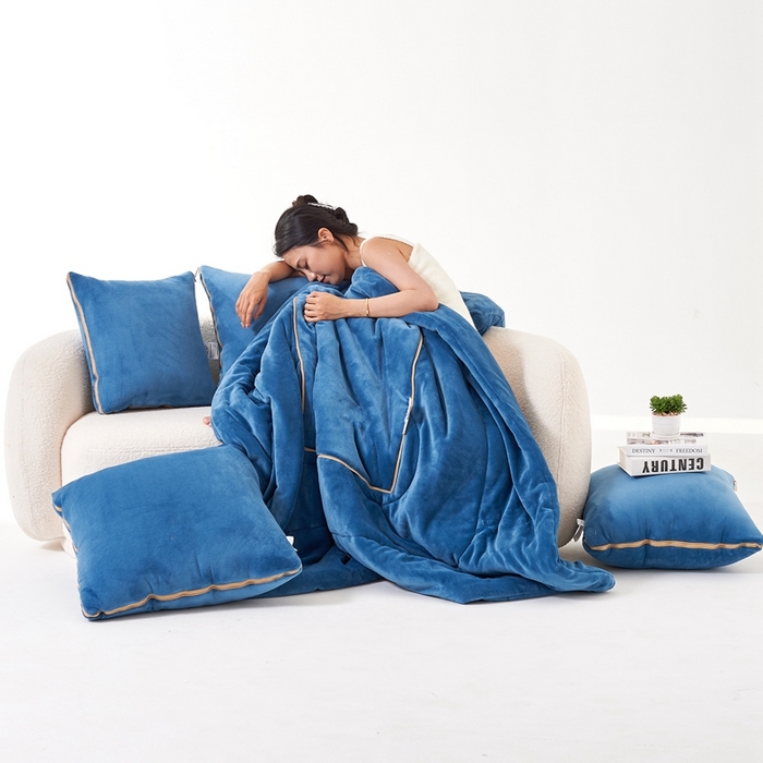 91家纺网 家纺一手货源 找家纺 照世家纺 2024新款牛奶绒纯色抱枕被（控价68/89/129/169/219） 宝石蓝