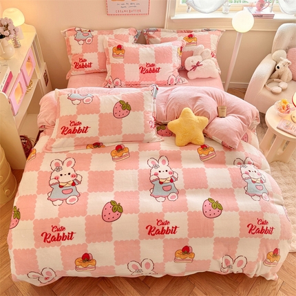名兮家居 2024新款卡通时尚风高克重牛奶绒四件套 格子兔