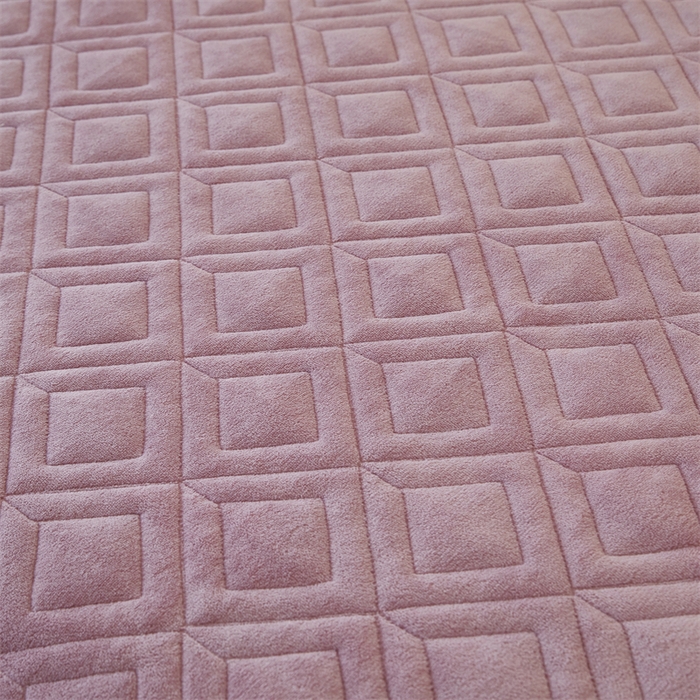 91家纺网 家纺一手货源 找家纺 缦彩 2024新款高克重牛奶绒夹棉床笠式床裙三件套 艾格梦幻紫