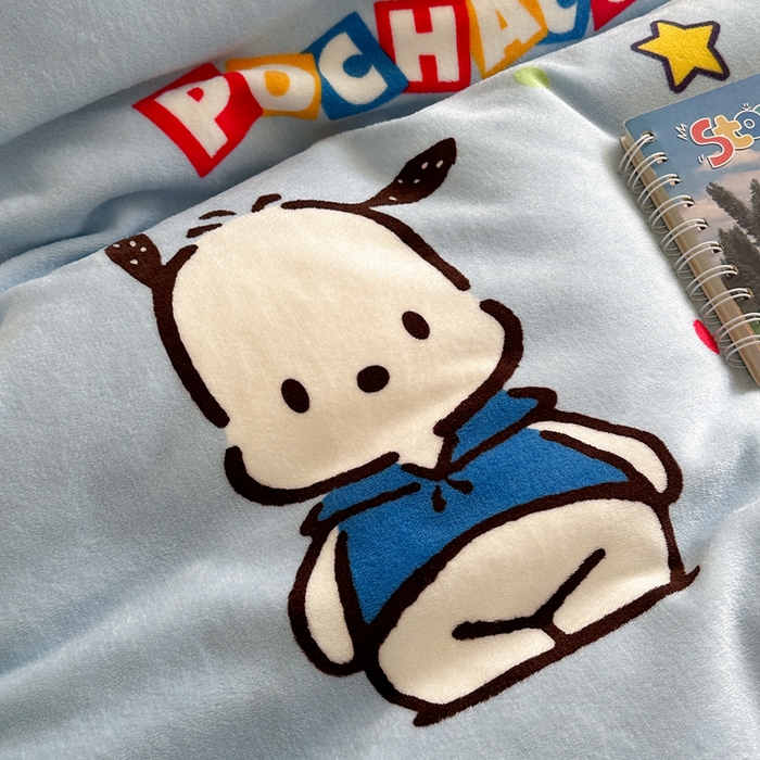 91家纺网 家纺一手货源 找家纺 2024新款三丽鸥高克重牛奶绒四件套 活力帕恰狗