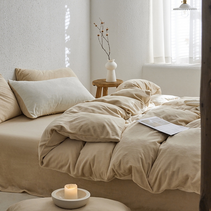 91家纺网 家纺一手货源 找家纺 千朵森 2024新款高克重纯色牛奶绒四件套 郁金香