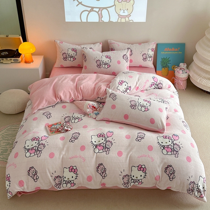 91家纺网 家纺一手货源 找家纺 2024新款三丽鸥高克重牛奶绒四件套 泡泡KT猫