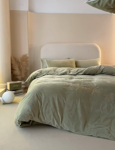 91家纺网 家纺一手货源 找家纺 千朵森 2024新款高端锦丝绒四件套-杰西卡 风格二 杰西卡-嫩芽绿