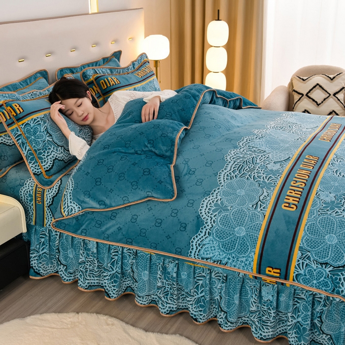 91家纺网 家纺一手货源 找家纺 静缘分 2024新款特厚8.5斤牛奶绒金貂绒床裙款保暖四件套-精雕细刻