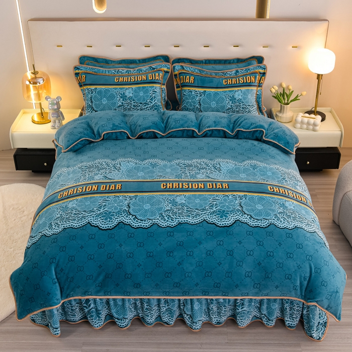 91家纺网 家纺一手货源 找家纺 静缘分 2024新款特厚8.5斤牛奶绒金貂绒床裙款保暖四件套-精雕细刻