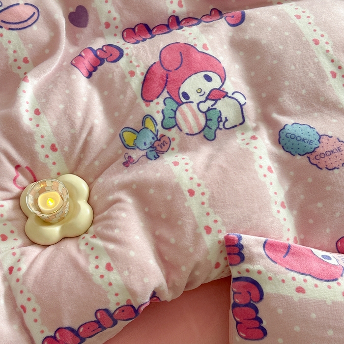 91家纺网 家纺一手货源 找家纺 2024新款三丽鸥高克重牛奶绒四件套 贪吃美乐蒂