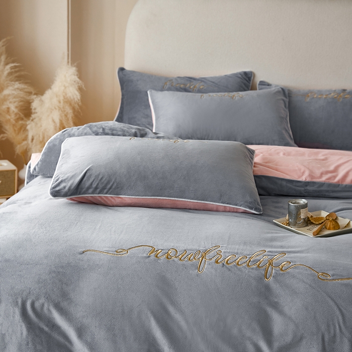 91家纺网 家纺一手货源 找家纺 （总）千朵森 2024新款高端锦丝绒四件套-杰西卡 风格二