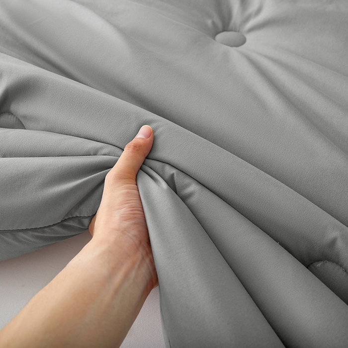 91家纺网 家纺一手货源 找家纺 梦恬佳 2024新款A类亲肤棉石墨烯远红外线自发热抗菌冬被被芯 灰色