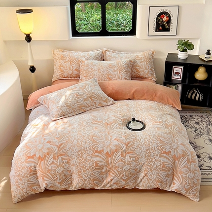 91家纺网 家纺一手货源 找家纺 新印象 2025新款高克重牛奶绒烂花四件套雕花绒四件套玉罄 -橙